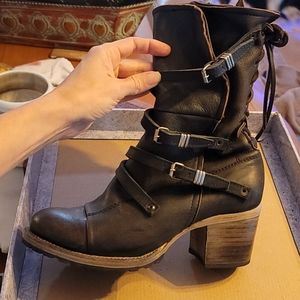 Freebird Cora black size 8